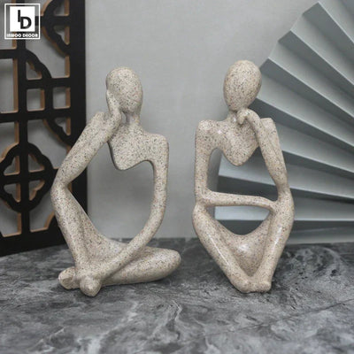 Estatuas abstractas del pensador